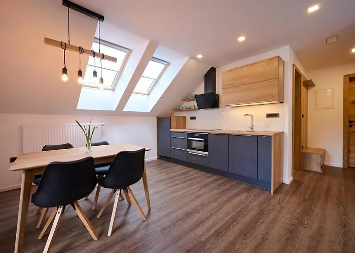 Domacija Metul * Luče