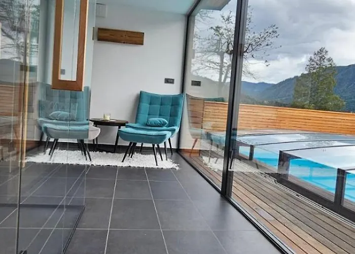 Domacija Metul * Luče